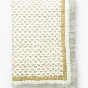 NWT McGee & Co Dulcie Block Print Crib Quilt
